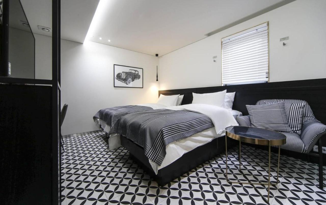 The Post Hotel 2*