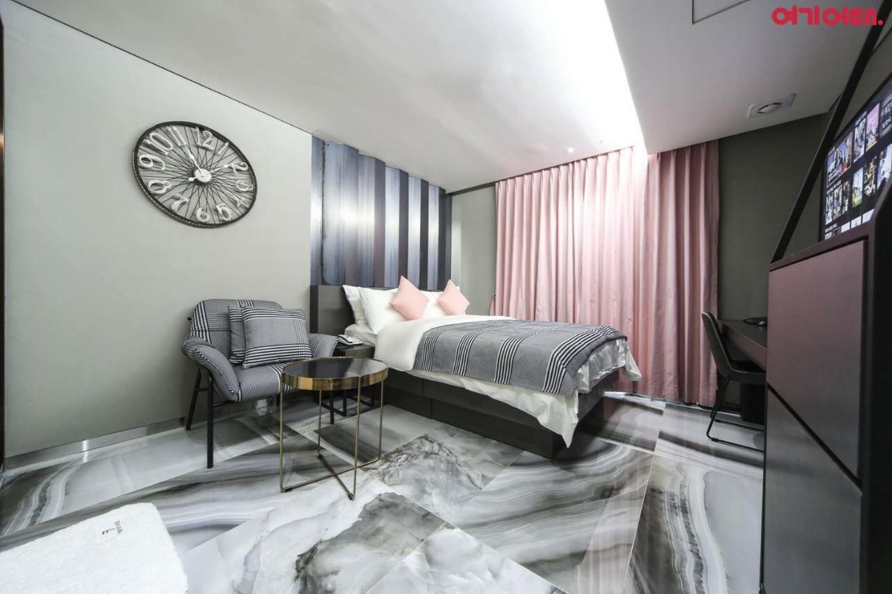 Hotel The Post 2*